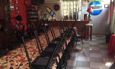 Casa amplia de 4 ambientes en Quilmes.