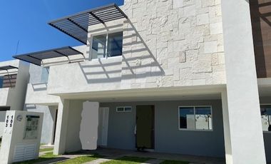 ESTRENE CASA EN CONDOMINIO EXCLUSIVO AL NORTE DE AGUASCALIENTES