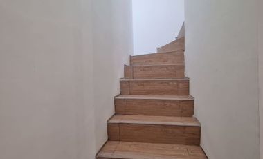 RUMAH CANTIK SIAP HUNI DI SOUTH TRAVERTINE,CIKARANG,BEKASI