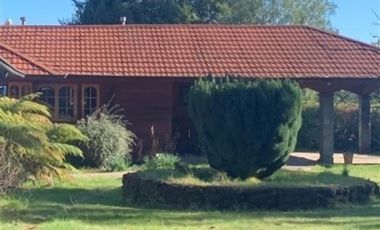 Casa en venta de 5 dorm. en Villarrica
