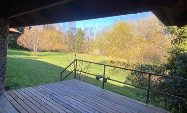 Casa en venta de 5 dorm. en Villarrica