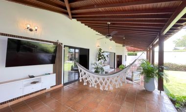 casa en arriendo/venta en bocono. Cod A3253
