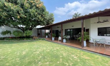 casa en arriendo/venta en bocono. Cod A3253