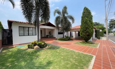 casa en arriendo/venta en bocono. Cod A3253