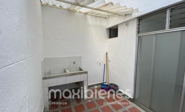 apartamento en arriendo en estadio. Cod A64392