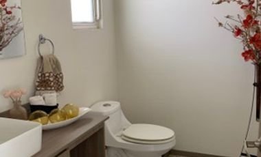 CASA EN VENTA EN RESERVA SANTA MONICA AGS