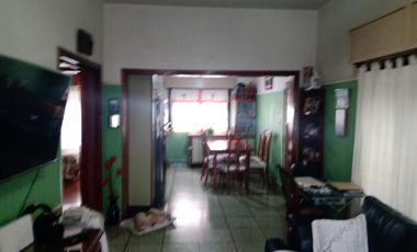 Casa PH en venta en Berazategui Oeste