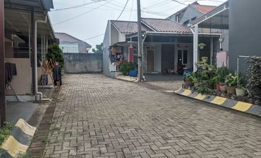 Rumah 9 Menit ke Gerbang Tol Jatiwarna 2 SHM Hadap Utara J-37759