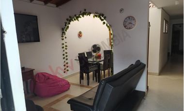 Se vende amplia y acogedora casa en el barrio  Santa Lucia - Medellín-6433
