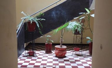 Edificio de departamentos residenciales para inversionista.