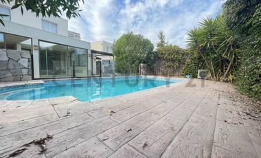 ARRIENDO HERMOSA PROPIEDAD ESTILO MEDITERRÁNEO - SANTA ELENA CHICUREO