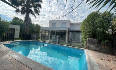 ARRIENDO HERMOSA PROPIEDAD ESTILO MEDITERRÁNEO - SANTA ELENA CHICUREO