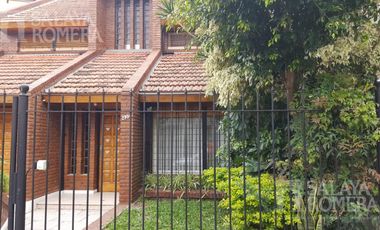 Casa en Venta  - Olivos-Golf - 4 ambientes  -  dependencia  - pileta -