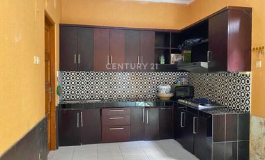 Rumah 2lt Furnished Belakang Superindo Jakal