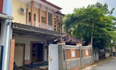 Rumah 2lt Furnished Belakang Superindo Jakal