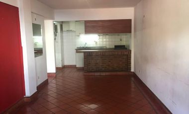 VENTA  CON RENTA DE DEPARTAMENTO EN SAN ISIDRO