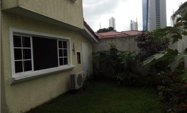 VENTA CASA COSTA DEL ESTE