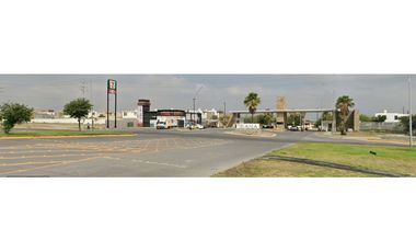 TERRENOS EN RENTA FRENTE FRACC TRIANA  DE 435  M 2 $ 23.500