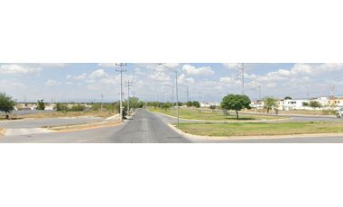 TERRENOS EN RENTA FRENTE FRACC TRIANA  DE 435  M 2 $ 23.500