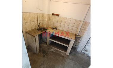 🏡 Venta De Casa Como Terreno En San Martín De Porres