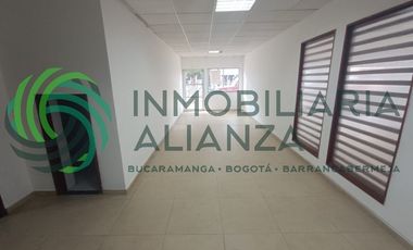 local en arriendo en sector comercial. Cod A17003