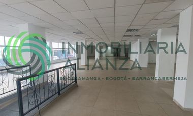 local en arriendo en sector comercial. Cod A17003