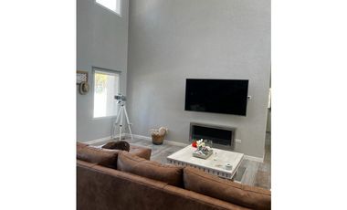 CASA EN VENTA  COSTA ESMERALDA - MARITIMO IV 30