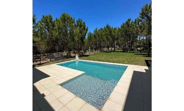 CASA EN VENTA  COSTA ESMERALDA - MARITIMO IV 30
