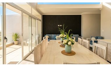 CASA EN VENTA  COSTA ESMERALDA - MARITIMO IV 30