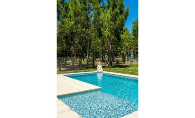 CASA EN VENTA  COSTA ESMERALDA - MARITIMO IV 30