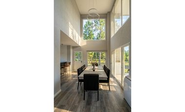 CASA EN VENTA  COSTA ESMERALDA - MARITIMO IV 30