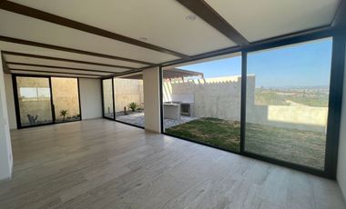 Lujosas Casas en exclusivo Fraccionamiento 318 m2 San Miguel de Allende, Gto