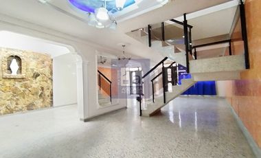 COD. 4184 - SE ARRIENDA CASA - BARRIO: SAN ALONSO