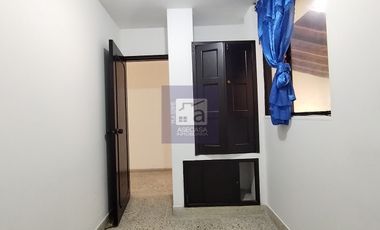 COD. 4184 - SE ARRIENDA CASA - BARRIO: SAN ALONSO