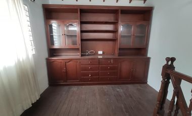 casa en venta en niza. Cod V27557