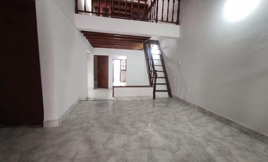 casa en venta en niza. Cod V27557
