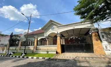 Rumah Classic Luas Besar di Kupang Indah Hit Tanah