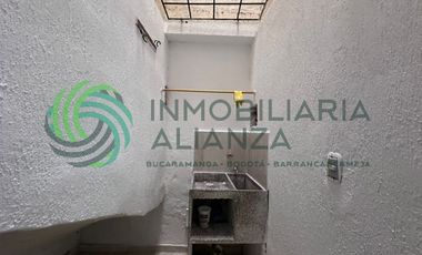 apartamento en arriendo en la cumbre. Cod A17285