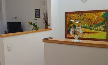 casa en venta en urbano. Cod V5663