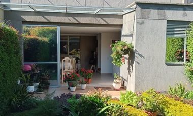 casa en venta en urbano. Cod V5663