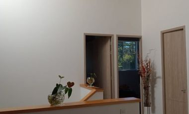 casa en venta en urbano. Cod V5663