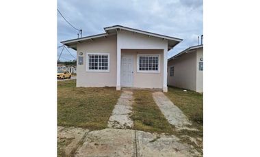 ALQUILO CASA EN ARRAIJAN CERRO SILVESTRE PRINCESA MIA 2R