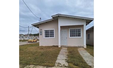 ALQUILO CASA EN ARRAIJAN CERRO SILVESTRE PRINCESA MIA 2R