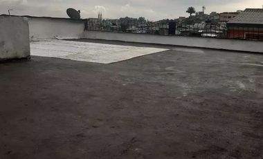 SE VENDE CASA CERCA AL CENTRO DE MANIZALES