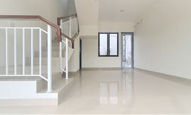 Ruko 2 lantai siap pakai type 4,5x14 63m2 The Savoy JGC Jakarta Garden City Cakung