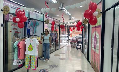 LOCAL  EN VENTA COPACABANA  ANTIOQUIA PARQUE PRINCIPAL
