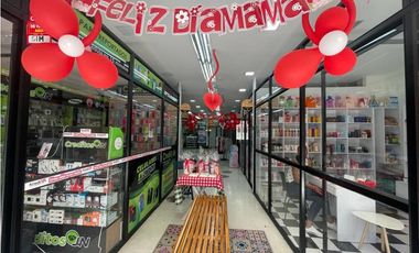 LOCAL  EN VENTA COPACABANA  ANTIOQUIA PARQUE PRINCIPAL