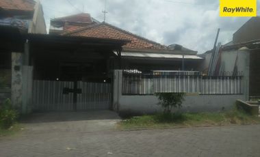 Dijual Rumah di Dukuh Kupang Timur, Surabaya Barat