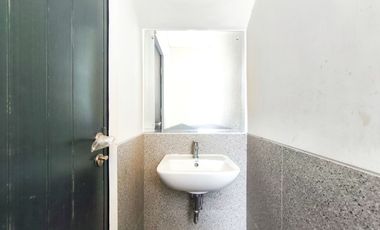 Rumah 3 Lt Strategis 14 Mnt ke Pintu Tol BSD Barat 1 Siap Huni J-42672