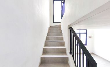 Rumah 3 Lt Strategis 14 Mnt ke Pintu Tol BSD Barat 1 Siap Huni J-42672